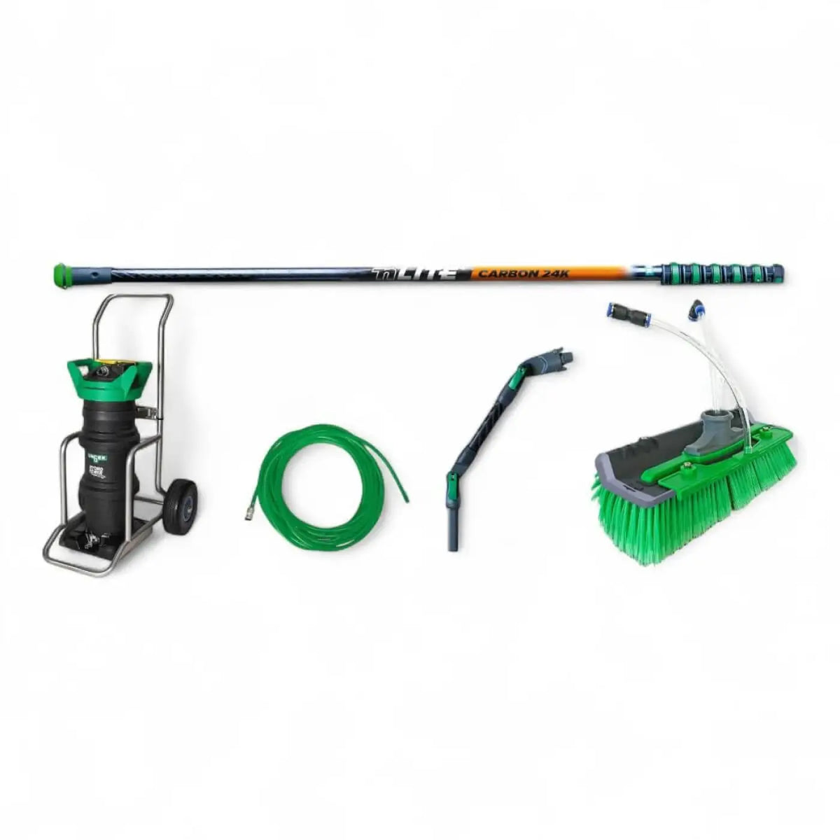 Grünes und schwarzes unger dink3 hydropower ultra lc autowaschsystem mit langem carbonfaserstab schlauch bürstenaufsatz und druckreiniger auf rollen